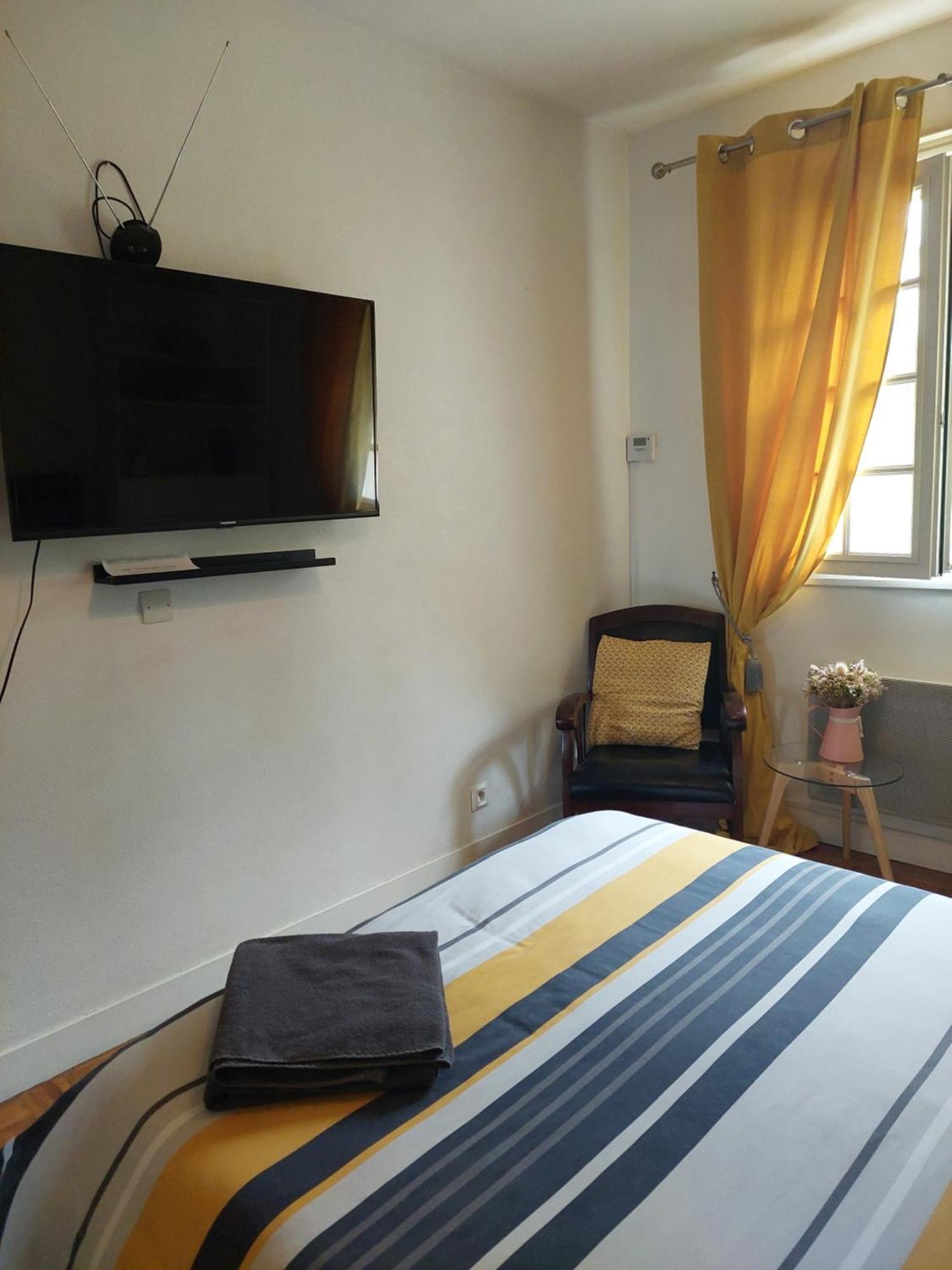 Le Mans Bienvenue Apartment Bagian luar foto